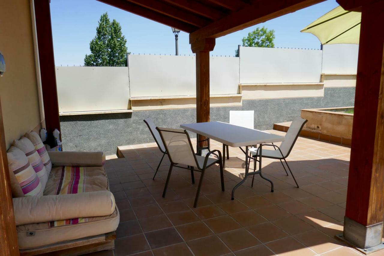Casa Robledo Apartment Palazuelos de Eresma Exterior photo